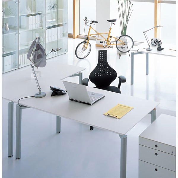 Garage fantoni ME イタリア製オフィスデスク イタリア fantoni/ファントーニ デスク テーブル ME 幅140 奥行80 高さ