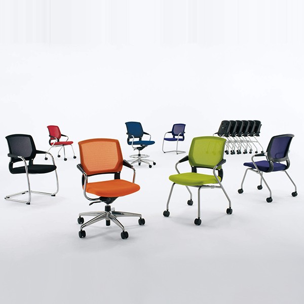 コクヨ品番 CK-M795KZB6 会議イス　サテリテ　メッキ・カンチレバー脚 W545xD585xH865xSH435 ＦＯＳＴＥＲ コクヨ サテリテ ミーティングチェアー グリーン⁄ブラック - 中古