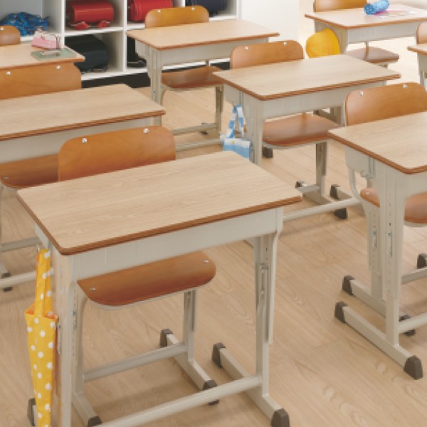 学校　小学校　机の天板3枚 学生机 PDS-NED型(可動式) 24-724【送料無料】 | プラス スクール