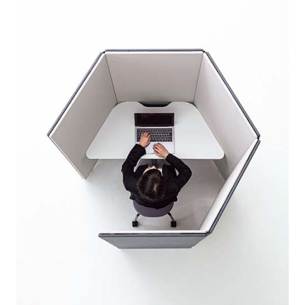 パネル6枚 おまけ一覧 9月27日発売｜atmos x adidas Originals 名作別注シリーズ”ZX