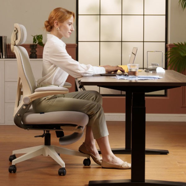 コンボチェア　新品　アイボリー コンボチェア 新品 アイボリー