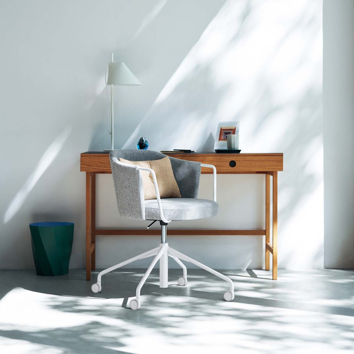 ナビス（アズワン）　ロビーベンチ（背付き・木目調）　ライムグリーン 　1800LG-H　4589638299872 ナビス（アズワン） ロビーベンチ（背付き・木目調） ライムグリーン