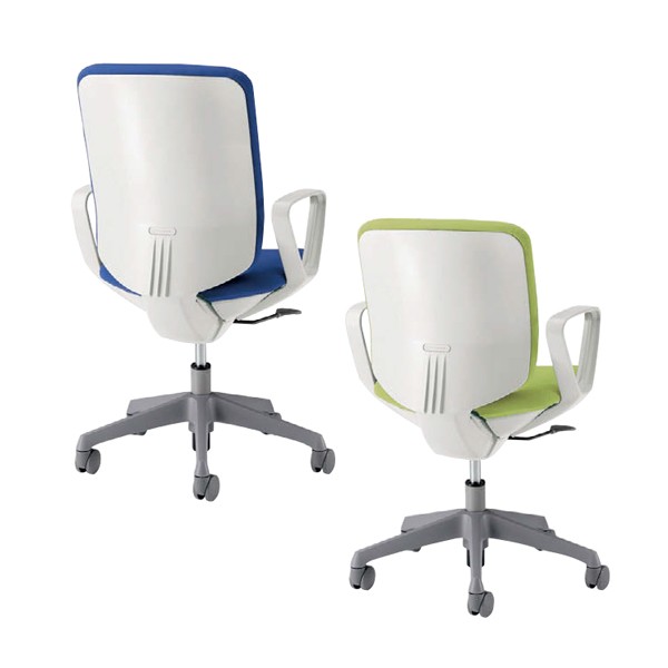 オカムラ CG-R ローバック CN43ZR FM36 オフィスチェア 肘付き ブルー 中古 IO-861655B 中古CG-Rチェア CN43ZR FM36 オカムラ&frasl;okamura 肘付ローバックチェア